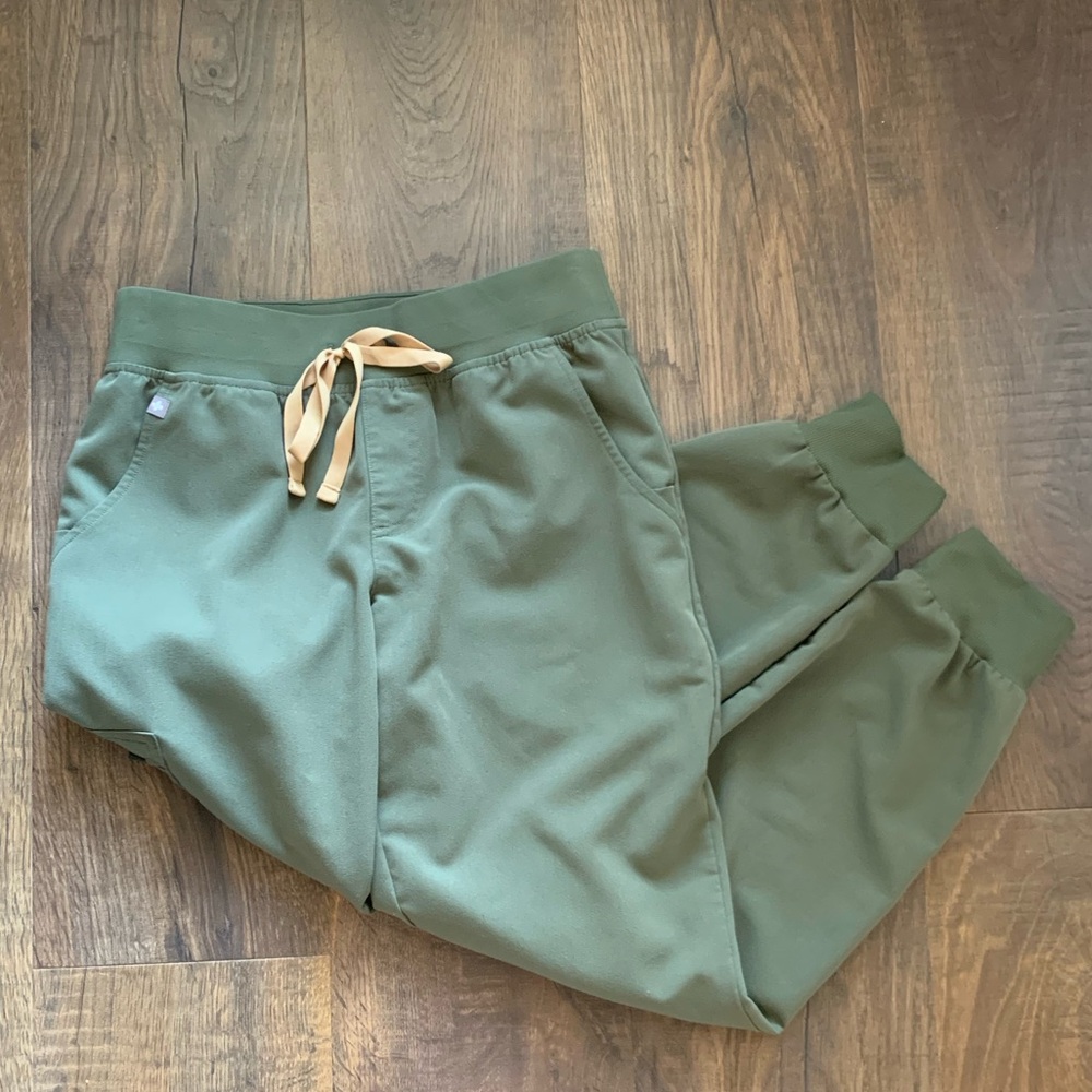 Figs - Green Jogger